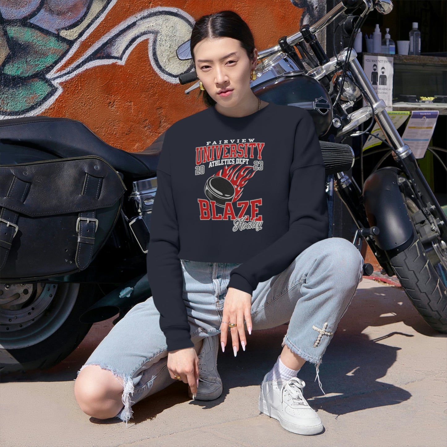 Women's Cropped Sweatshirt